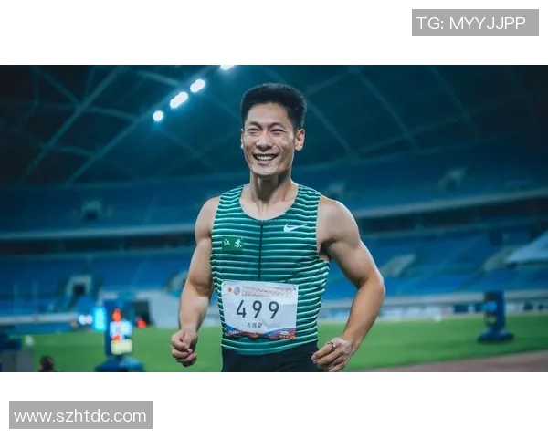 足球篮球双栖明星引领跨界潮流，运动场上的传奇人物互相融合展现风采